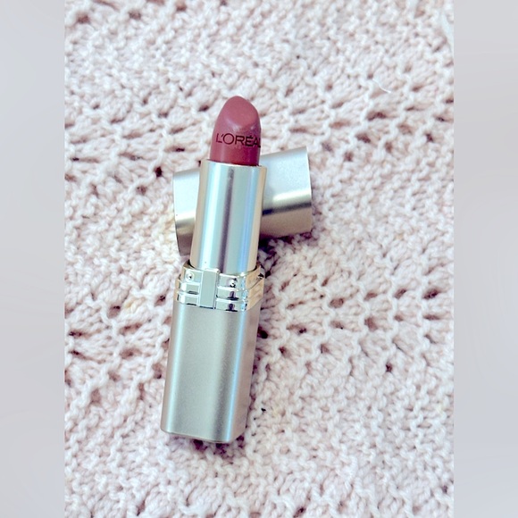 NEW:L'Oreal Paris Colour Riche Satin Moisturizing Lipstick #843 “Toasted Almond” - Picture 4 of 15